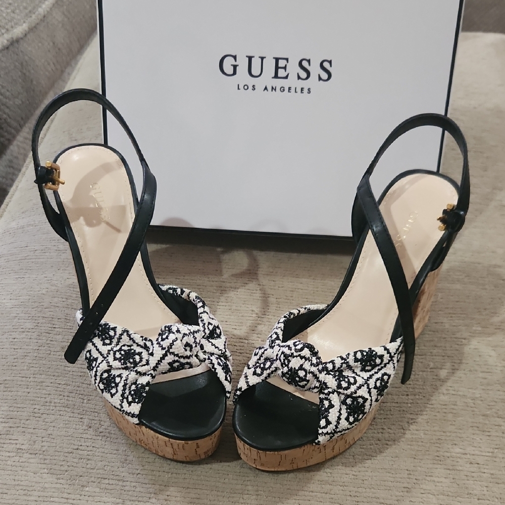 GUESS Black and White Patterned Wedges